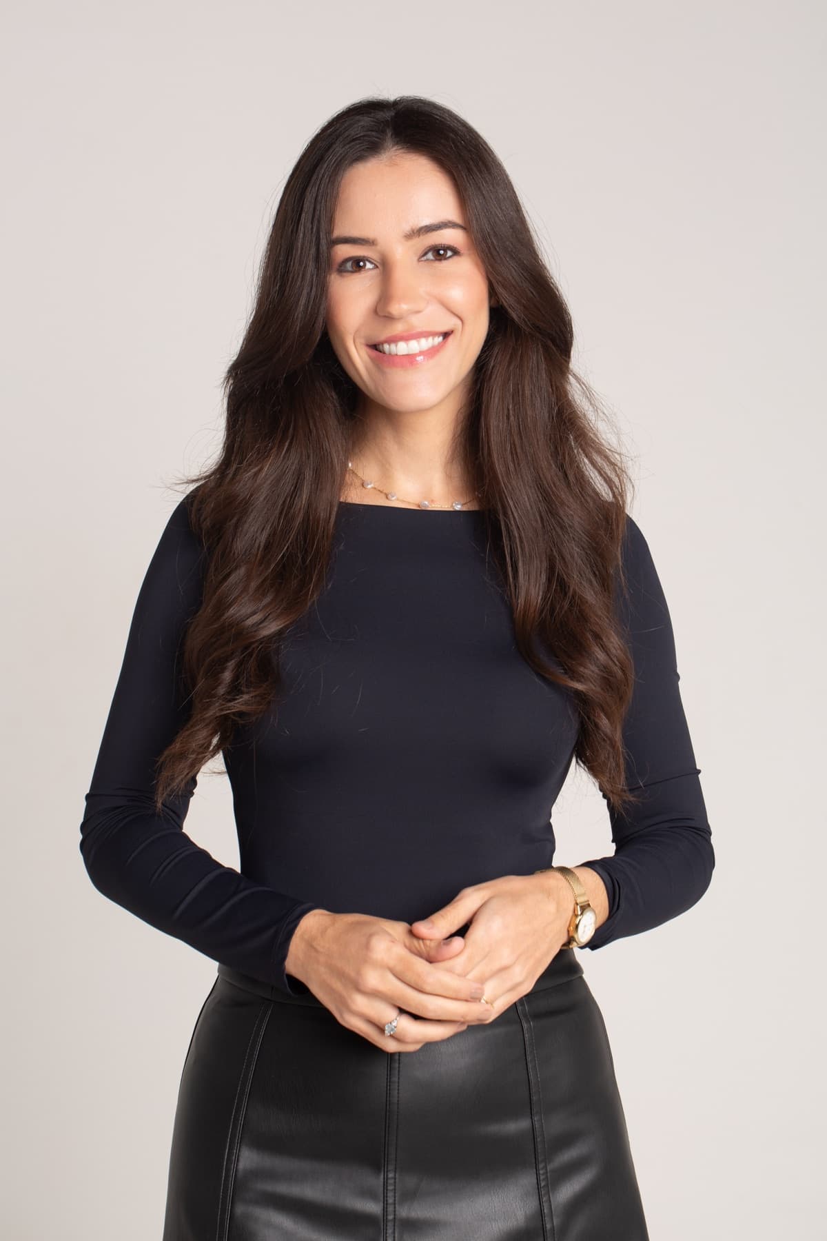 Dra. Letícia Cioni, médica dermatologista da Yamagata Dermatologia