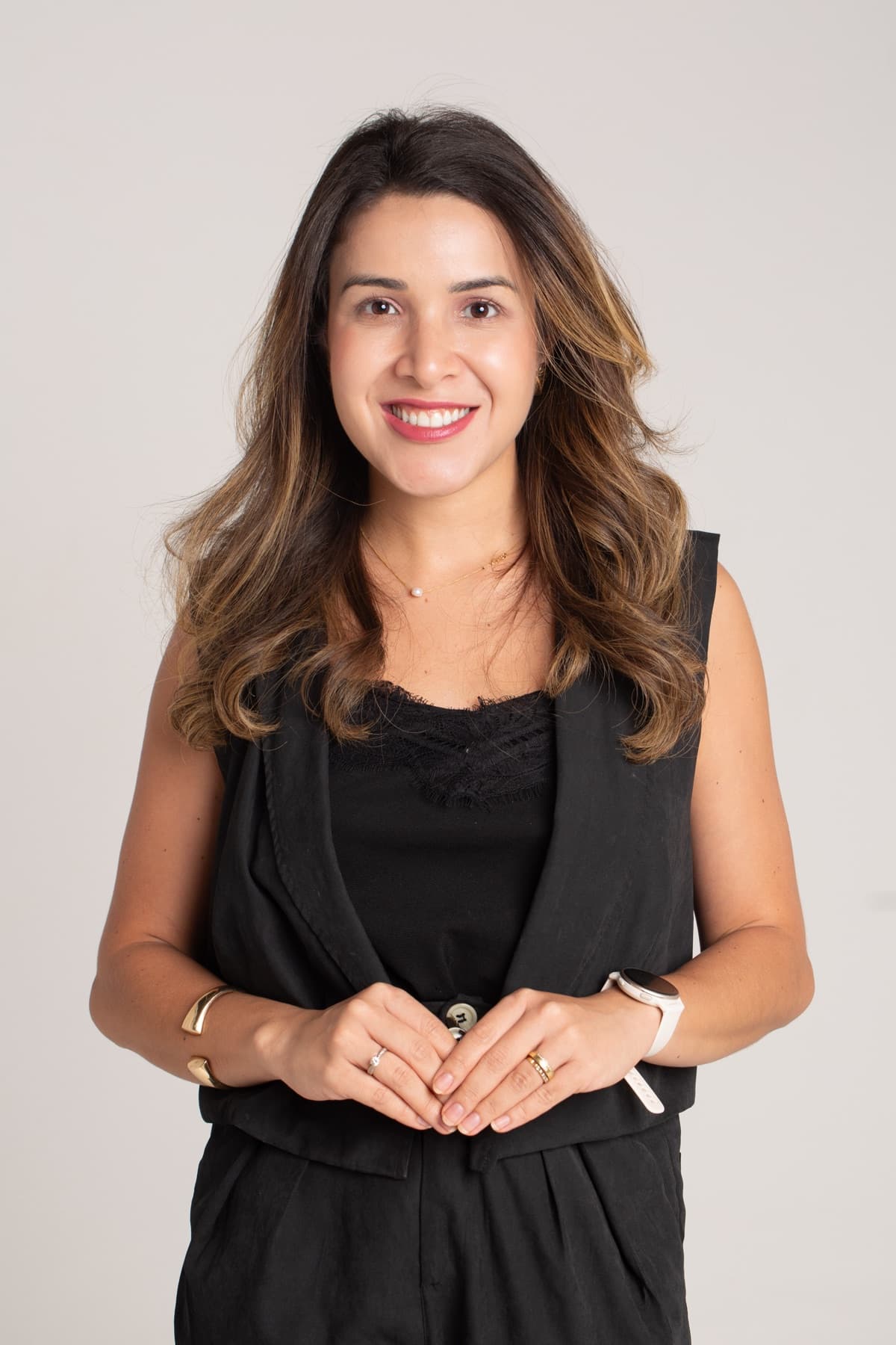 Dra. Renata Cavalcante, médica dermatologista da Yamagata Dermatologia